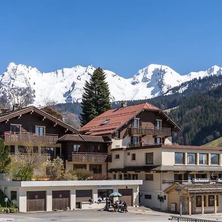Le Rookie Mountain Hotel Льо Гран-Борнан Екстериор снимка